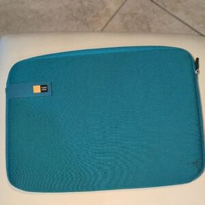 Case Logic Teal Tablet Sleeve